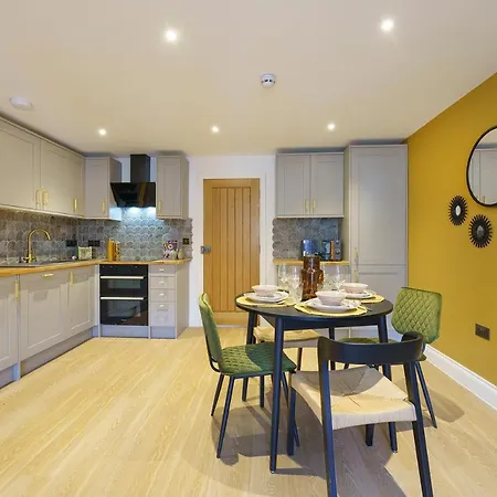 Euphorbia - 1 Bedroom Luxury Apartment By Mint Stays Bristol Exterior photo