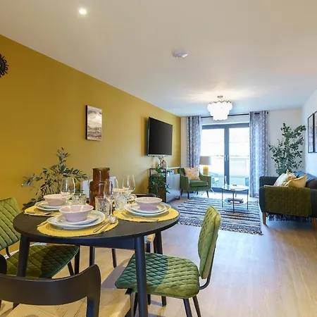 Euphorbia - 1 Bedroom Luxury Apartment By Mint Stays Bristol Exterior photo