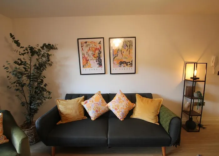 Euphorbia - 1 Bedroom Luxury Apartment By Mint Stays